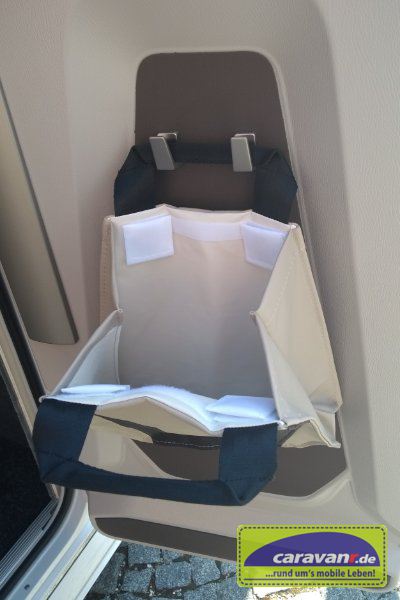 Knaus Van TI plus - neue Türtasche offen